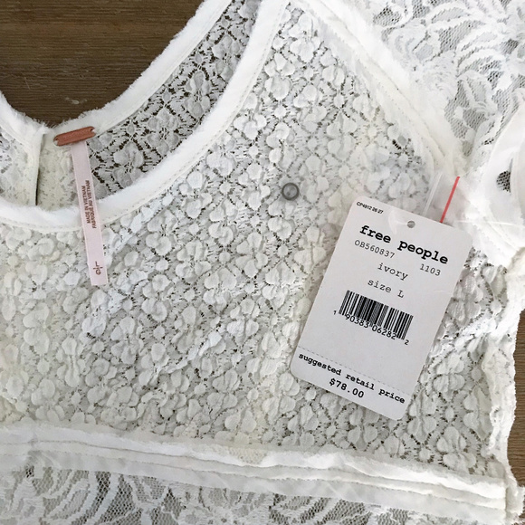 Free People Top Blouse Lace Boho Tee Sz Large NWT - Picture 4 of 5